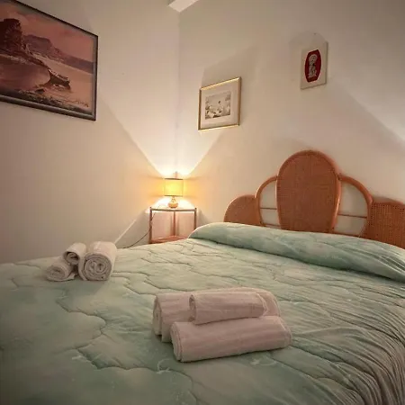 Villa La Casa Del Capitano, L'uomo E Il Mare ... Lipari